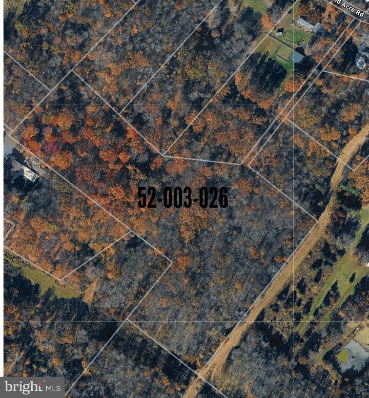 Property Photo:  916 Thousand Acre Road  PA 18960 