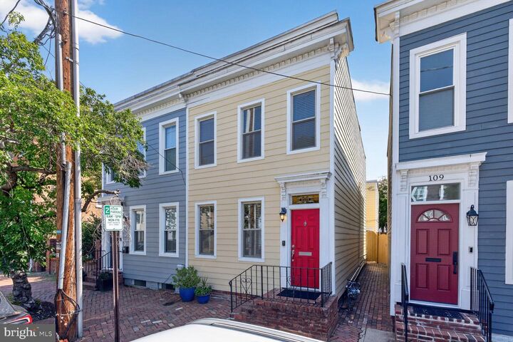 Property Photo:  111 N Payne Street  VA 22314 