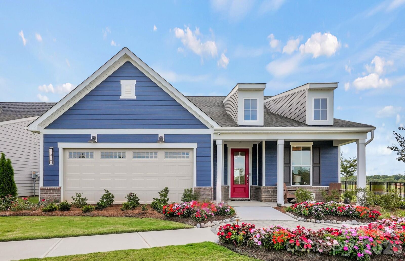 Property Photo: 1610 Cavern View Way NC 28107