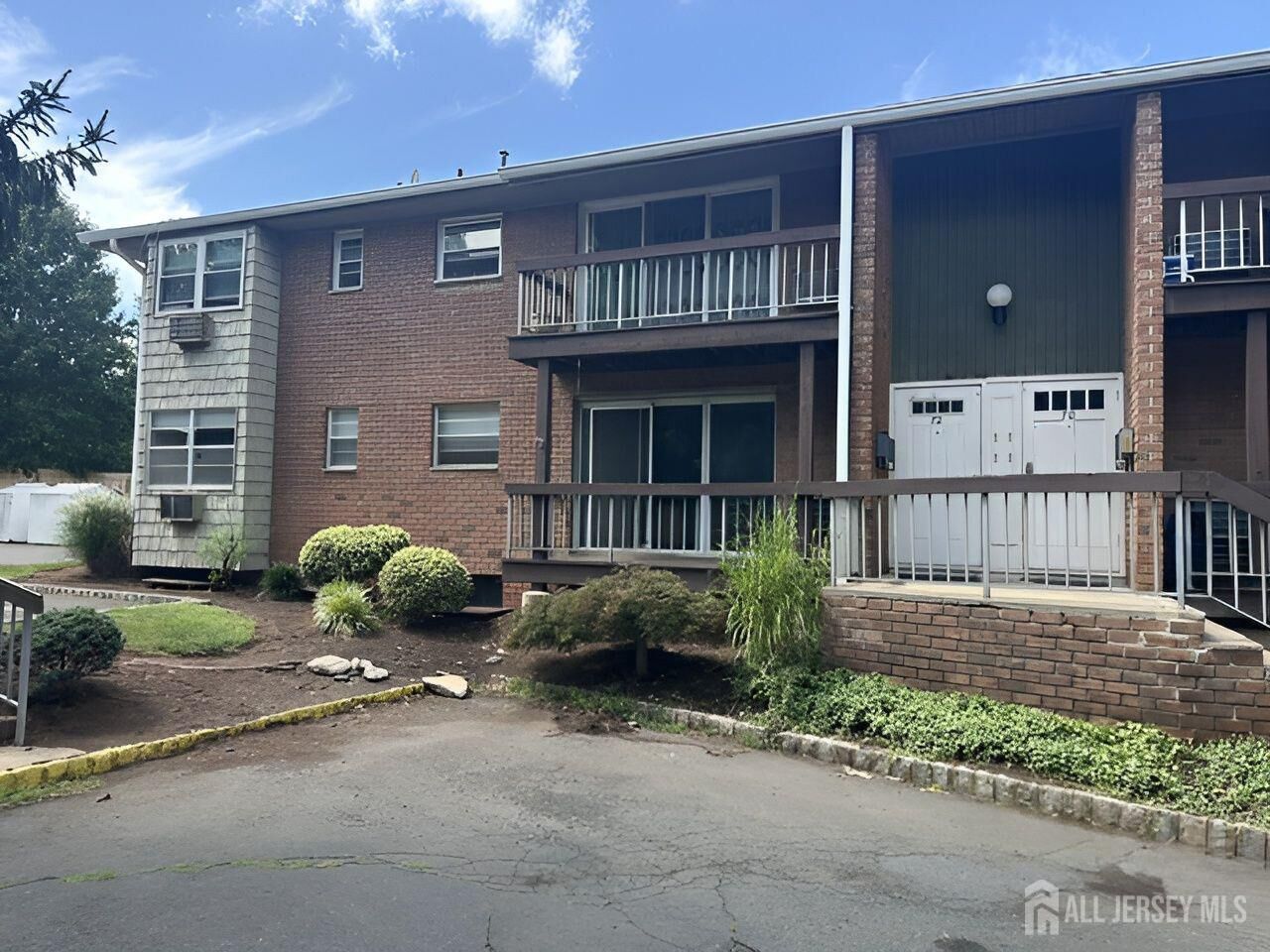 Property Photo:  32 Deanna Drive 71  NJ 08844 