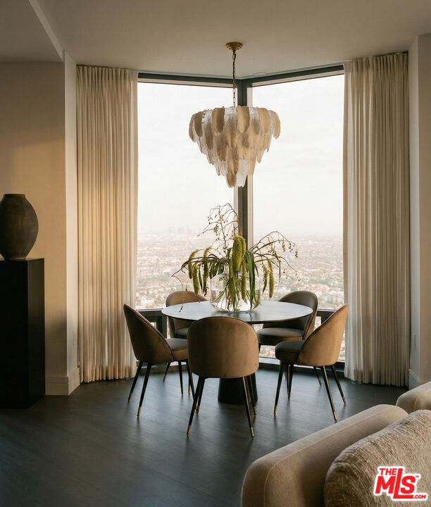 Property Photo: 211 W Elm Ct, Unit 34B CA 90067