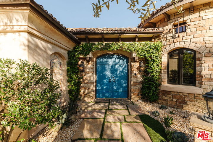 Property Photo:  24903 Palmilla Dr  CA 91302 
