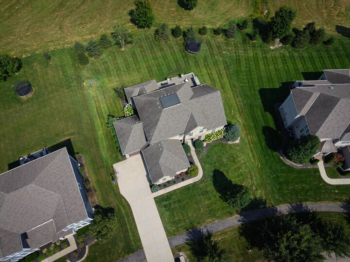 Property Photo:  1404 Guilford Road  OH 43015 