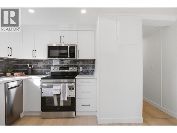 Property Photo:  4626 Summer Road 4  BC V0E 1E0 