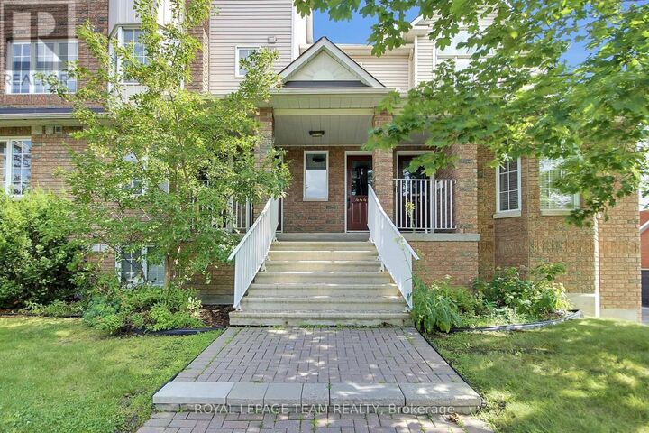 Property Photo:  4448 Harper Avenue  ON K1J 1E1 