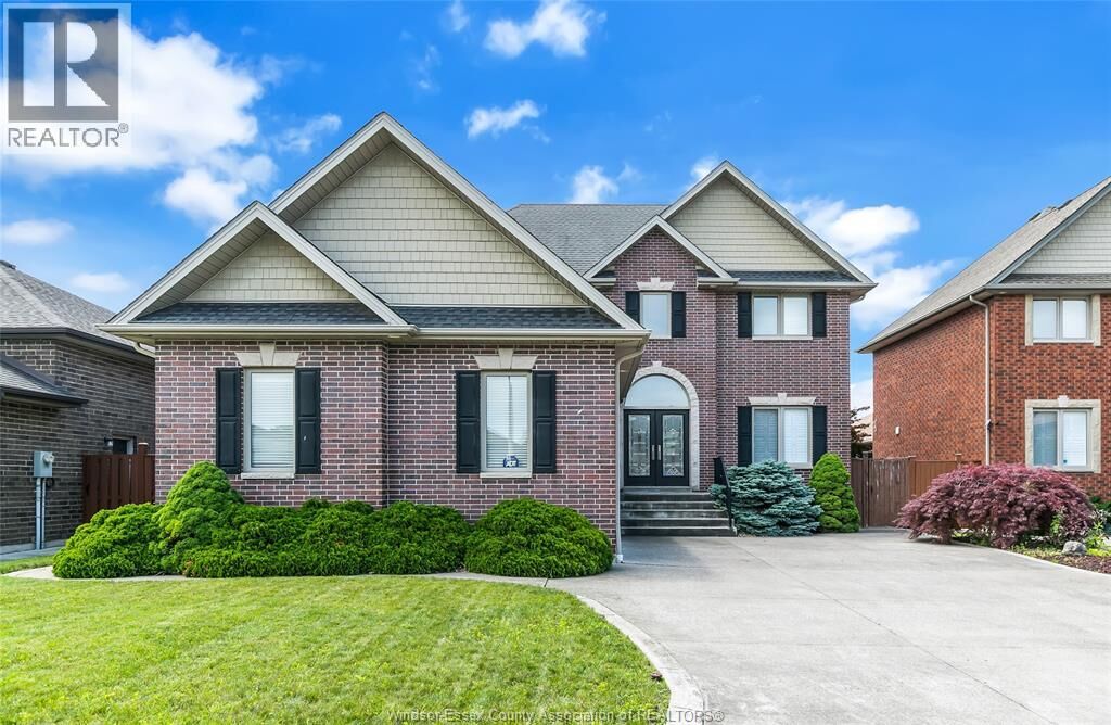 Property Photo: 2259 St Patrick's Avenue ON N9B 3Y4