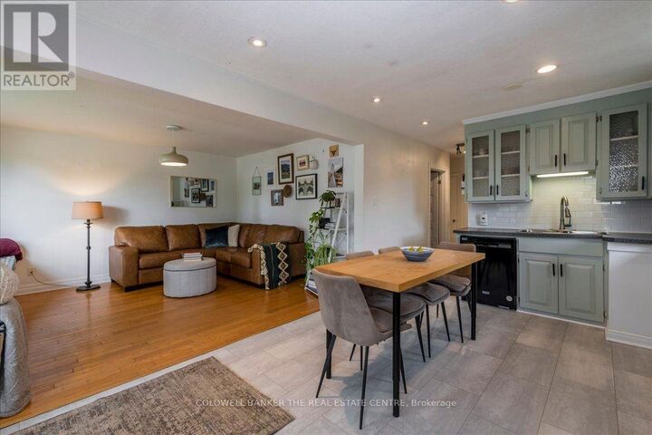 Property Photo:  18 Agnes Street  ON L4M 2S2 