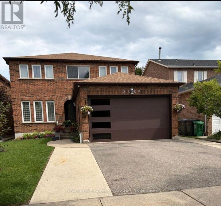 Property Photo:  3665 Colonial Upper Drive  ON L5L 4P2 