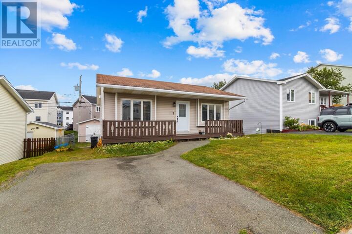 Property Photo: 7 Flamingo Street NL A1L 2A5
