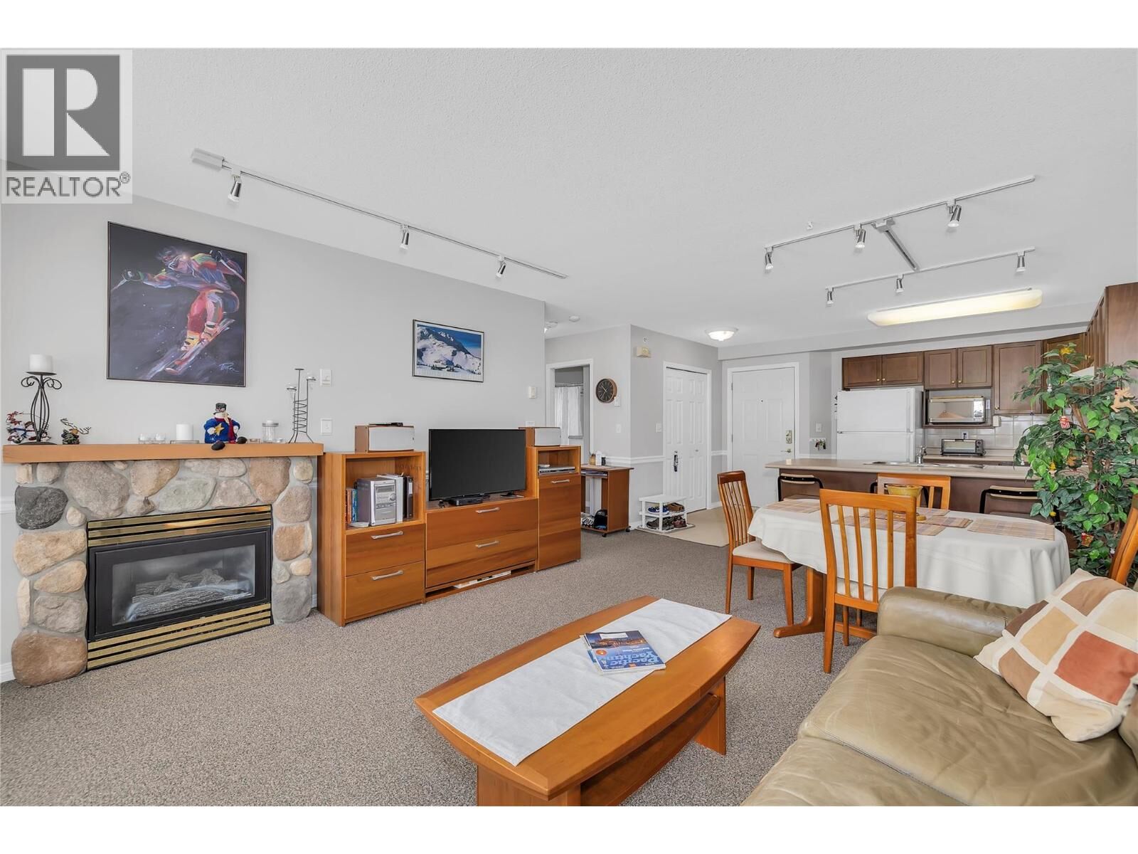 Property Photo:  215 Kettleview Road 402  BC V1P 1P3 