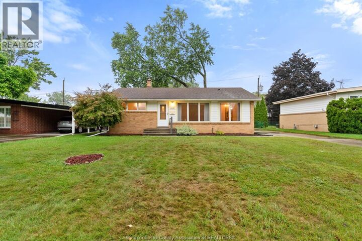 Property Photo:  3631 Rankin Avenue  ON N9E 3C6 