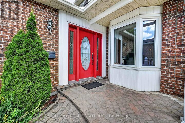 Property Photo: 1503 Kamouraska Circle ON K1C 3J1