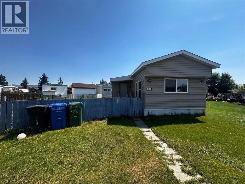 Property Photo:  5344 76 Street  AB T2P 2A6 