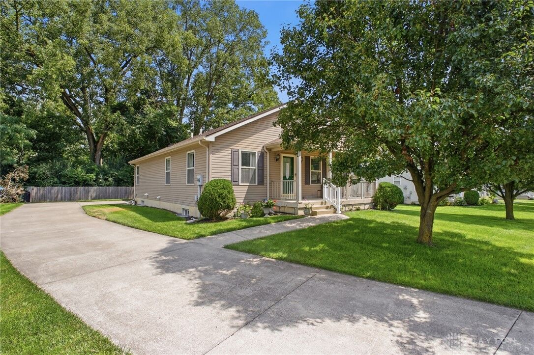 Property Photo:  1742 Northpoint Road  OH 45503 