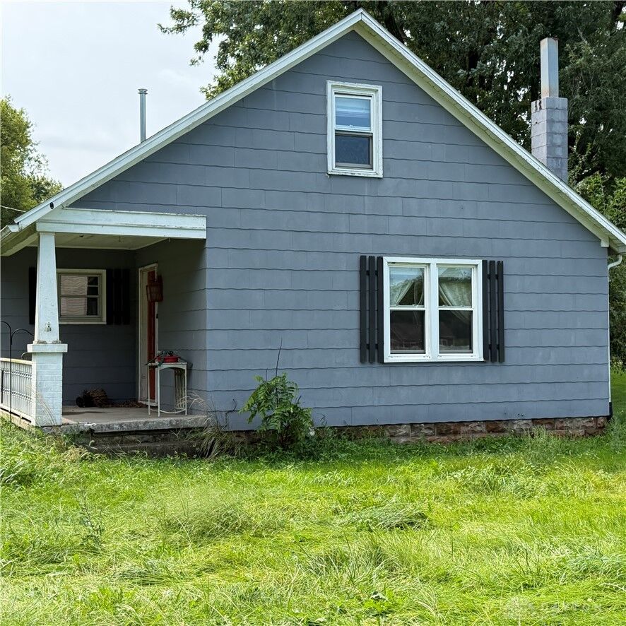 Property Photo:  505 Sidney Street  OH 43357 