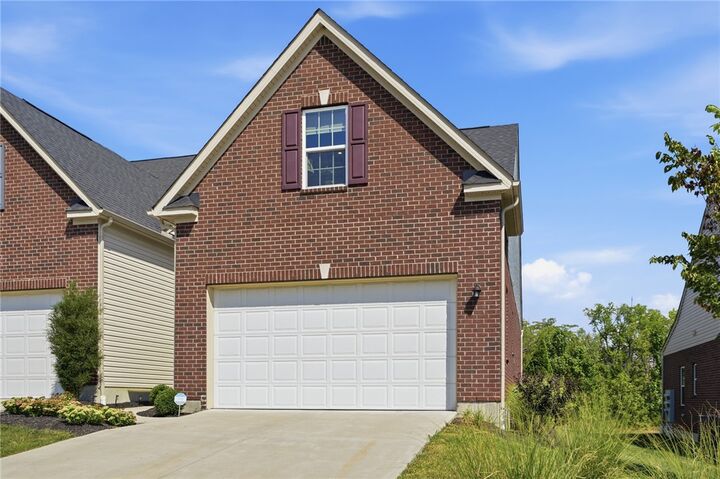 Property Photo: 7884 Pinnacle Point Drive OH 45069