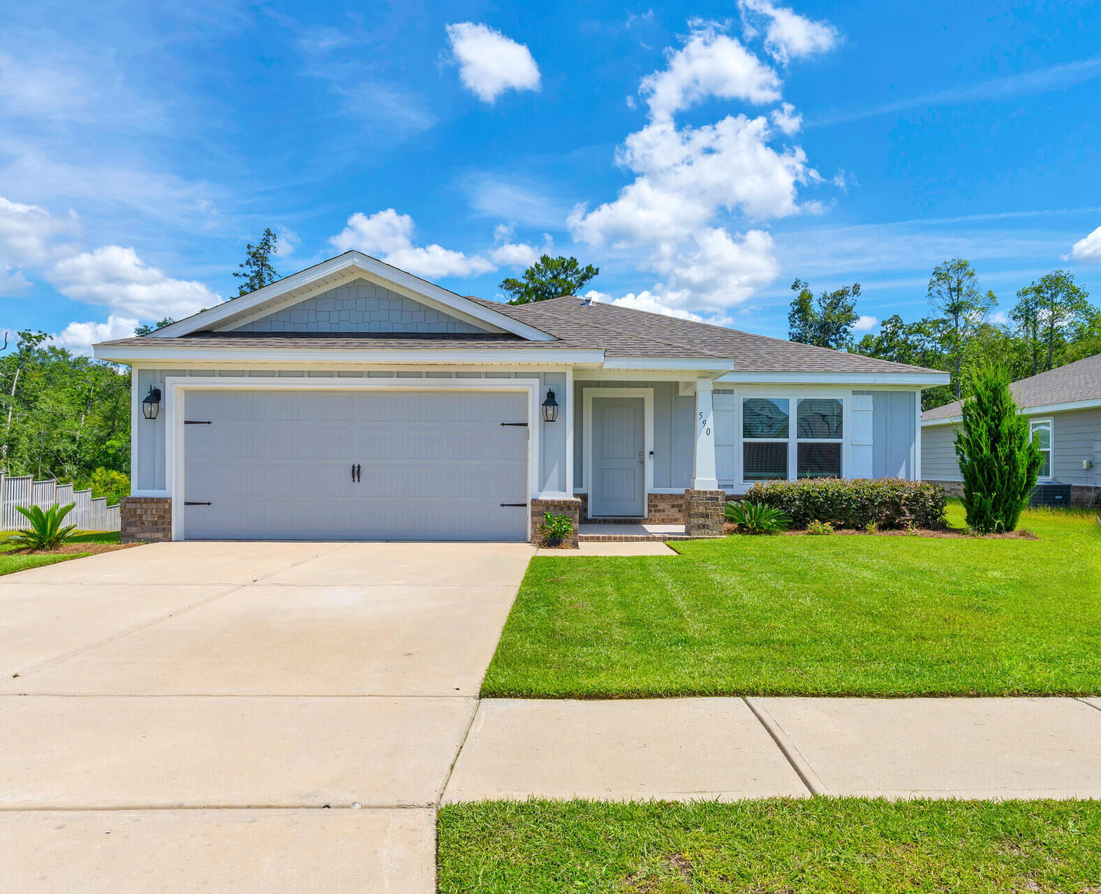 Property Photo:  590 Marquis Way  FL 32439 