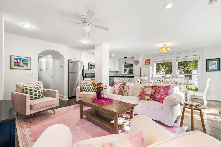 Property Photo:  335 San Juan Avenue  FL 32459 