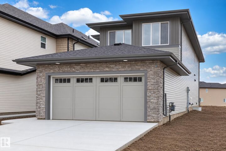 Property Photo:  6279 180 Avenue NW  AB T5Y 4L8 