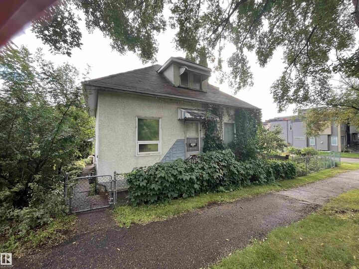 Property Photo: 10205 92 Street NW AB T5H 1T2