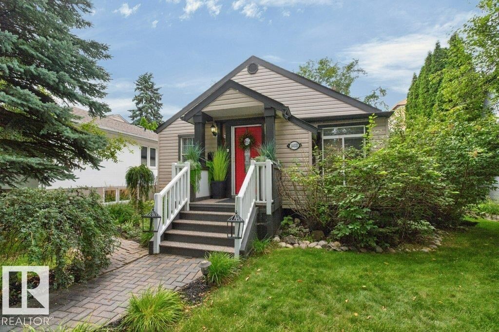 Property Photo:  14031 106 Avenue NW  AB T5N 1B3 