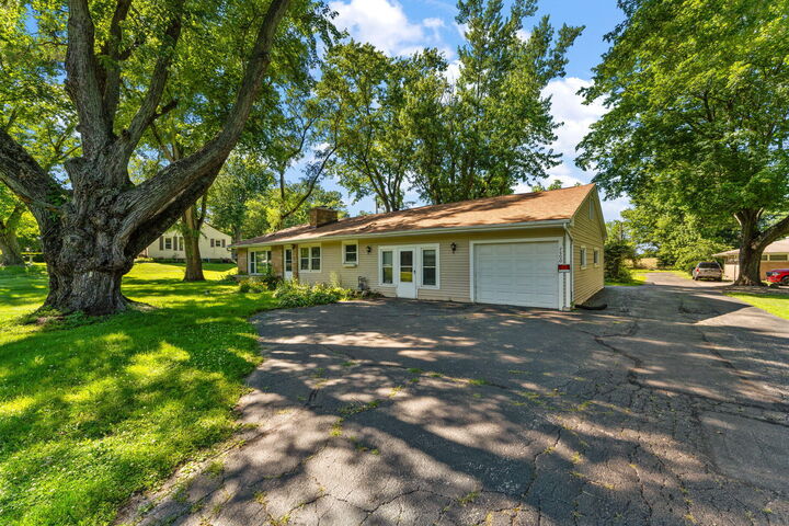 Property Photo:  2800 E 73rd Avenue  IN 46410 