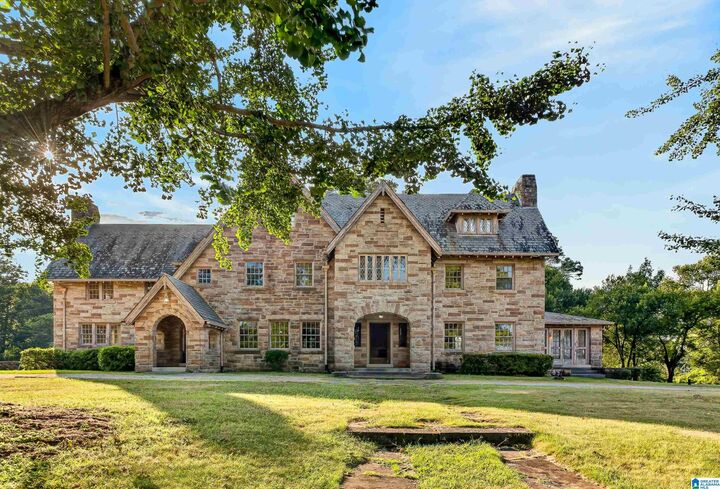 Property Photo:  1453 Shades Crest Road  AL 35226 