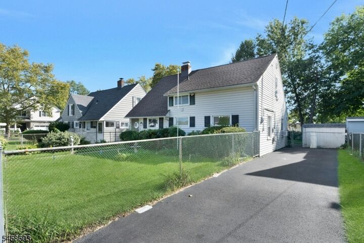 Property Photo: 312 Westfield Rd NJ 07076