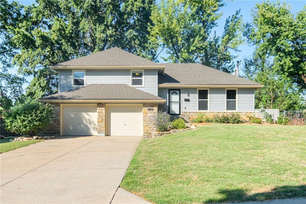 Property Photo:  9534 Connell Drive  KS 66212 