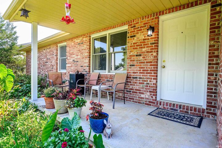 Property Photo:  1019 W Countryside Lane  IN 47403 