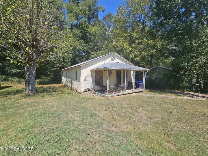 Property Photo:  309 King Drive  TN 37748 