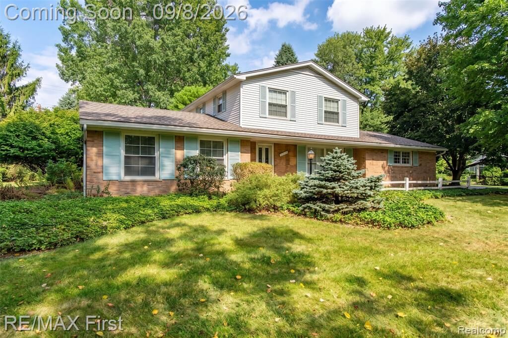 Property Photo: 2669 McClintock Road MI 48302 0758