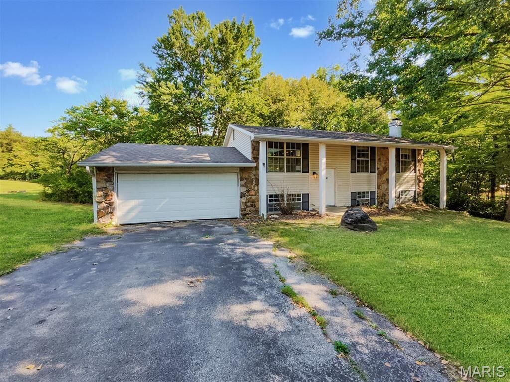 Property Photo:  4361 Woodridge Drive  MO 63050 