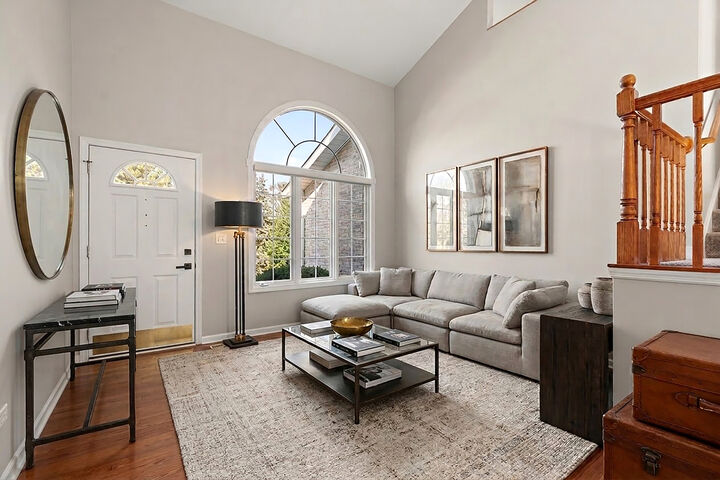 Property Photo:  5000 Vernon Park Place  IL 60532 