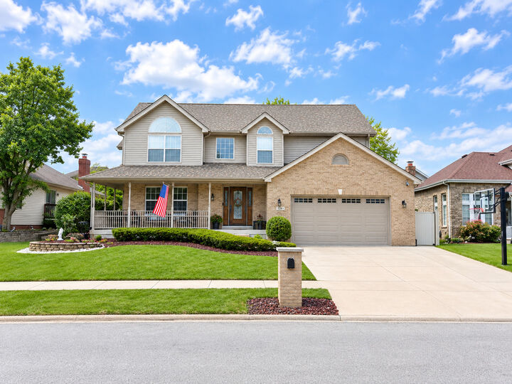 Property Photo:  16611 Karen Springs Drive  IL 60441 