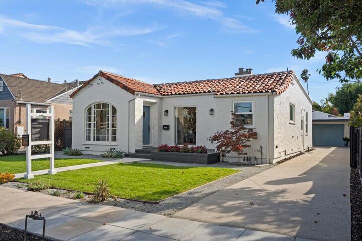 Property Photo: 1124 Fay Street CA 94061