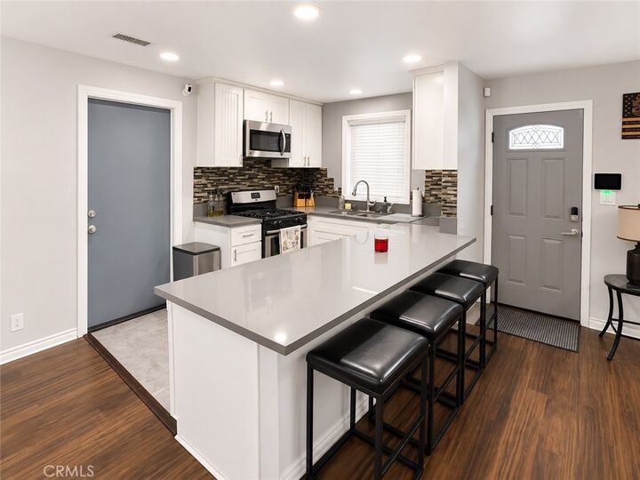 Property Photo:  421 Parkbrook Street  CA 91977 