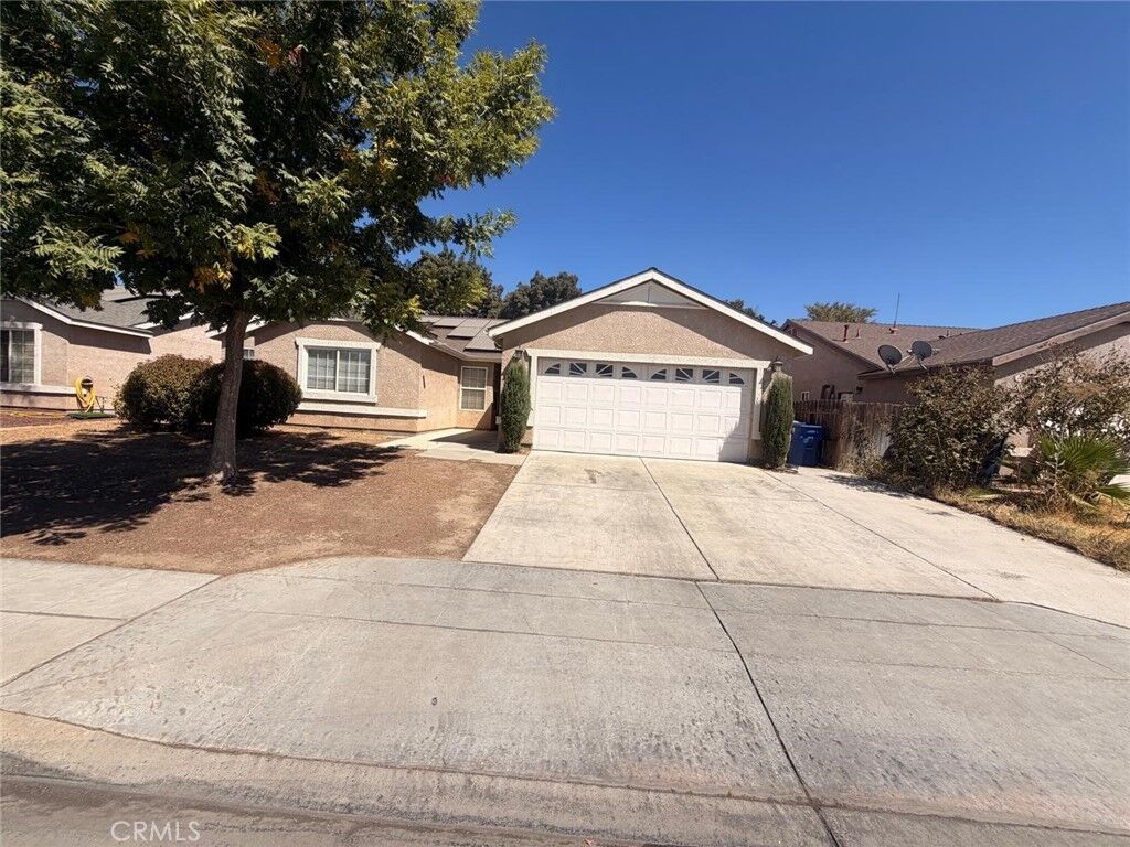 Property Photo:  2328 N Sonora  CA 93722 