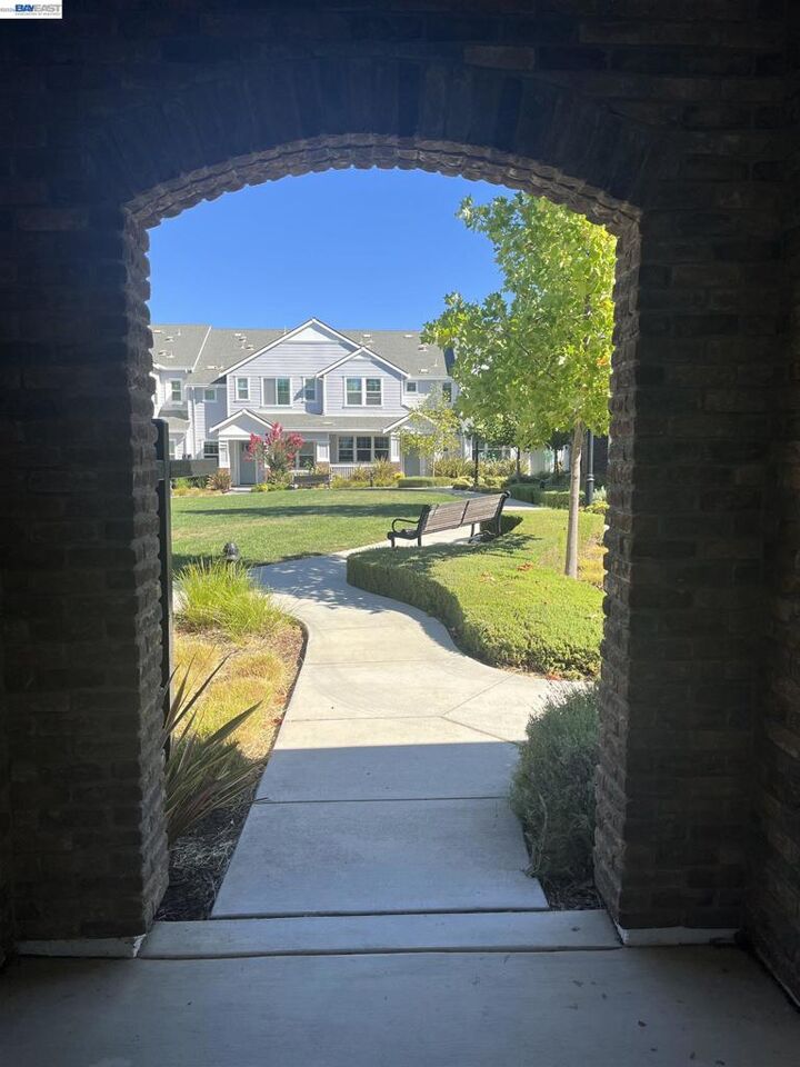 Property Photo:  1744 Catalina Ct  CA 94550 