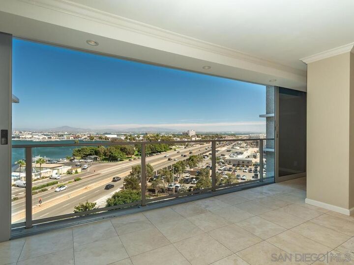 Property Photo:  1820 Avenida Del Mundo 706  CA 92118 