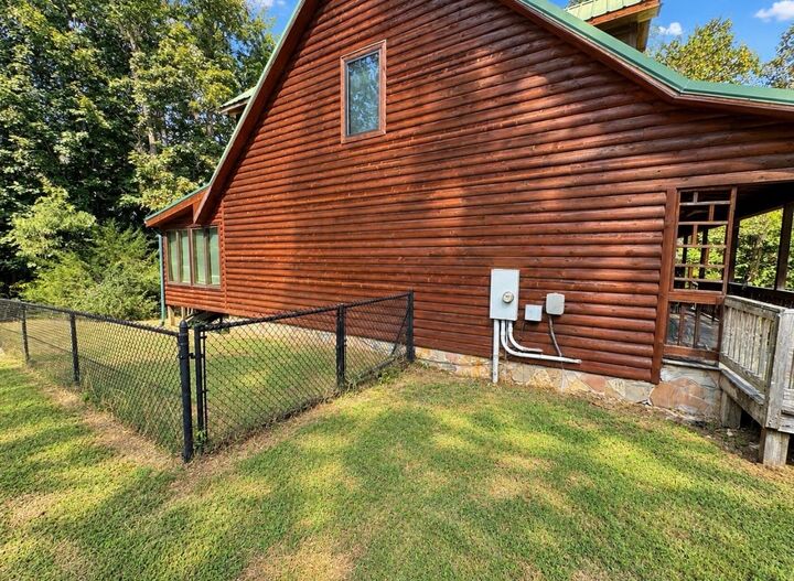 Property Photo: 134 Oak Dr TN 37166