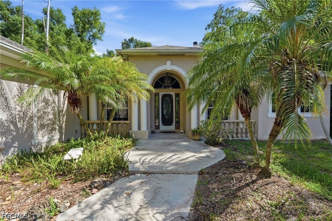 Property Photo: 6414 Briarwood Terrace FL 33912