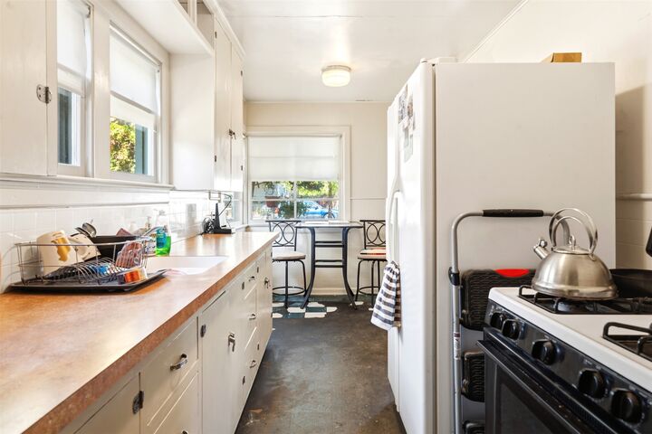 Property Photo:  841 S 6th Street W  MT 59801 