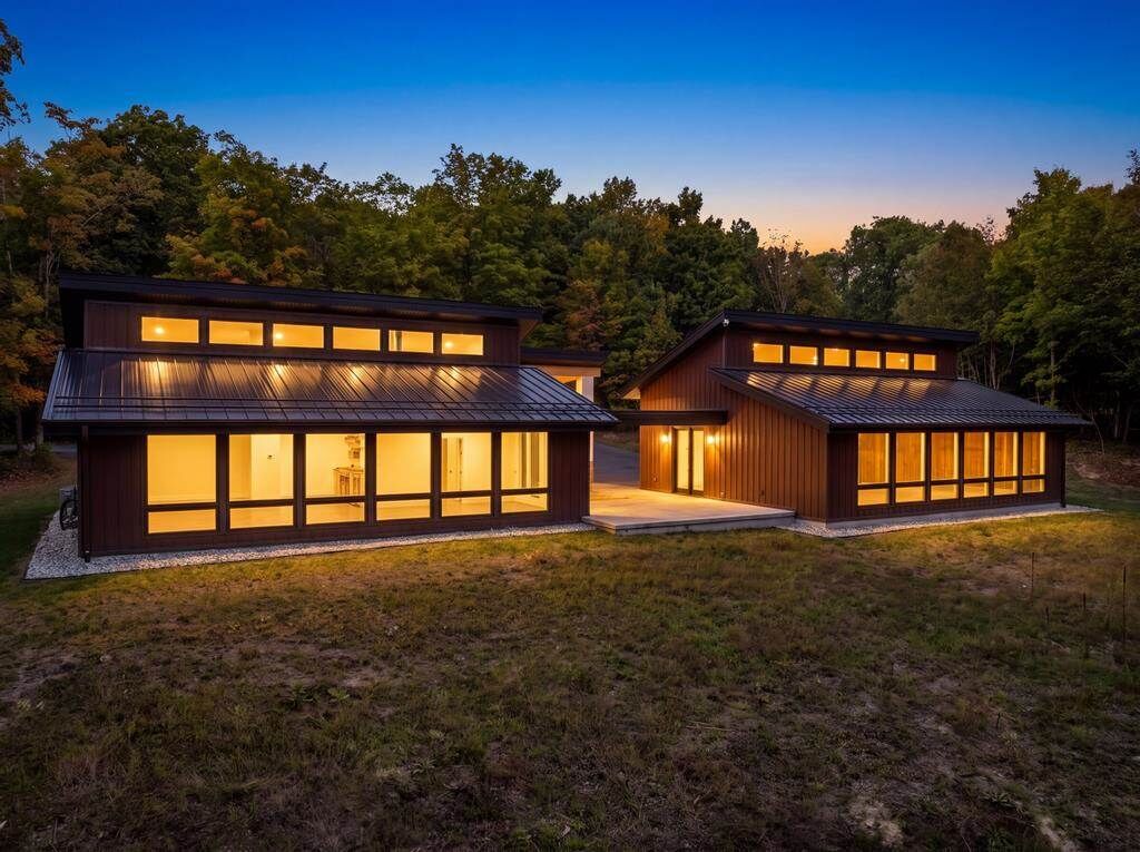 Property Photo: 400 E Court MI 49712