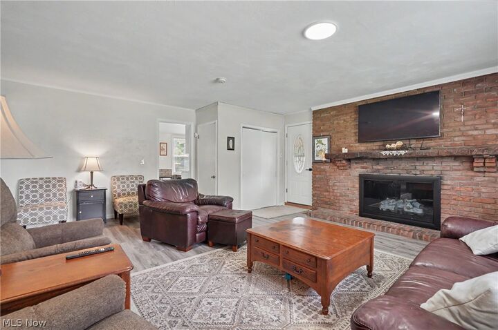 Property Photo: 1450 Bonnie Road OH 44056