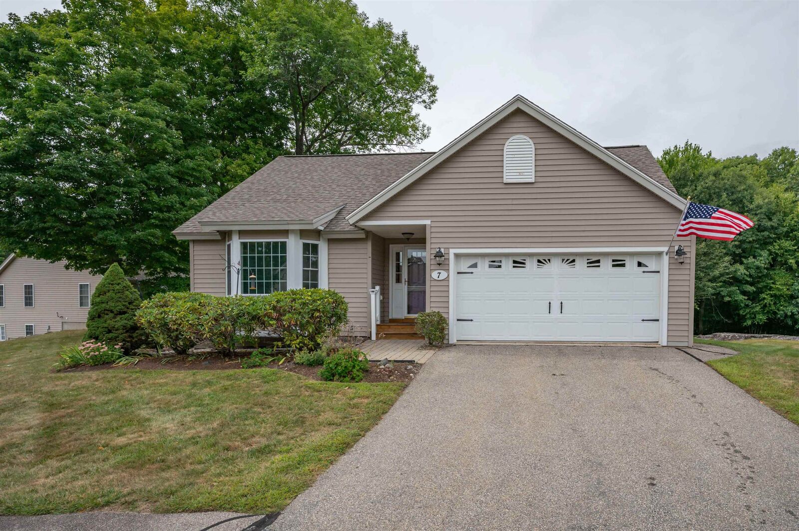 Property Photo: 7 Country Lane NH 03827