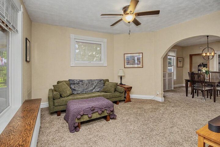 Property Photo:  1714 Hewitt Avenue  MN 55104 