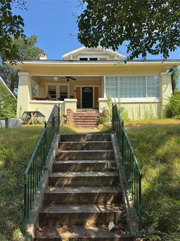 Property Photo:  524 Gladstone Boulevard  LA 71104 