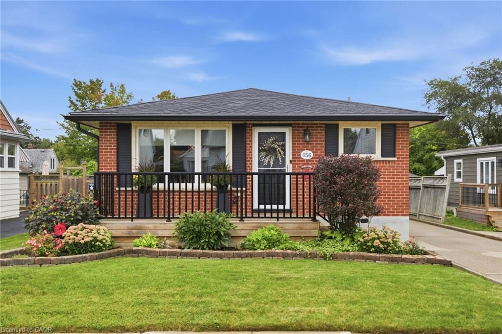 Property Photo: 156 Hickory Street ON N3H 4E8