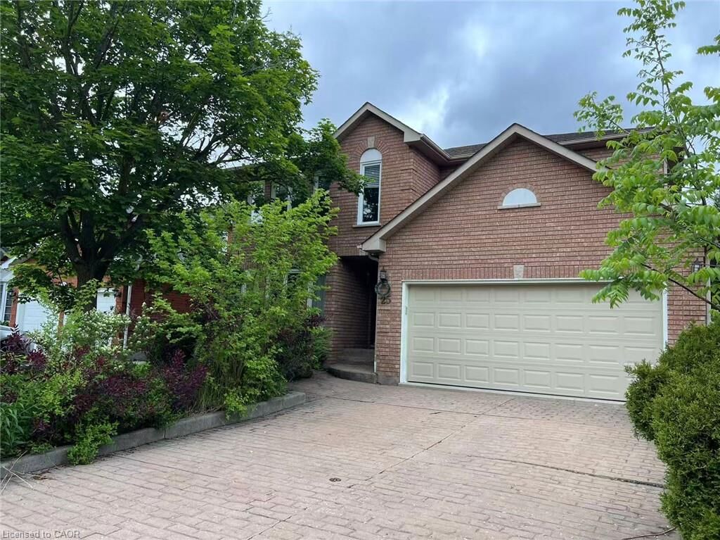 Property Photo:  25 Thornton Trail  ON L9H 6X9 